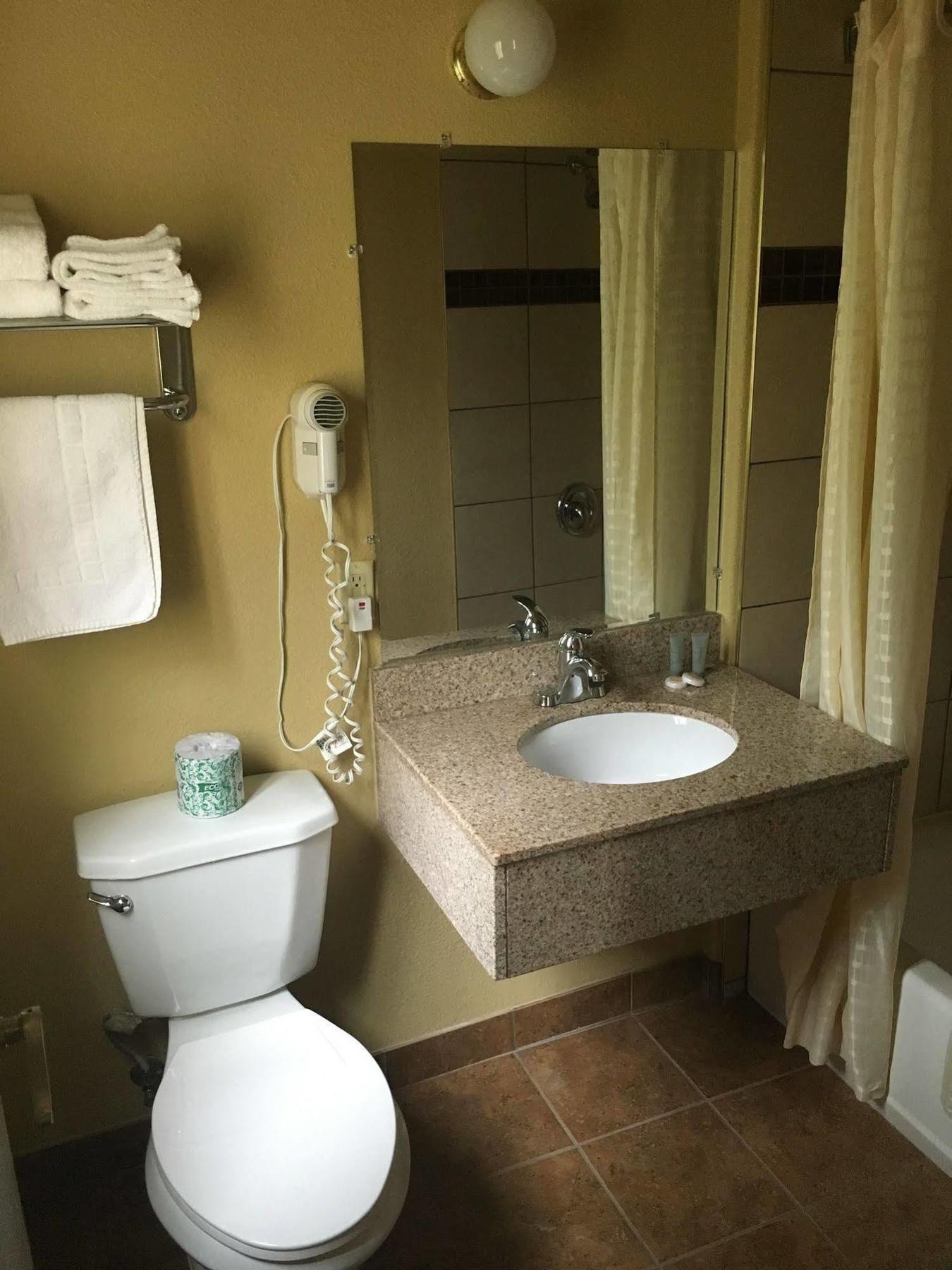 Sundial Lodge Рединг Екстериор снимка